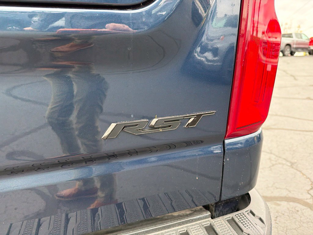 Certified 2022 Chevrolet Silverado 1500 RST AWD/4WD image 27