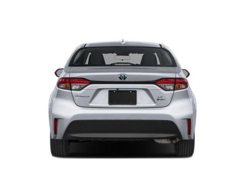 Used 2026 Toyota Corolla LE FWD image 6
