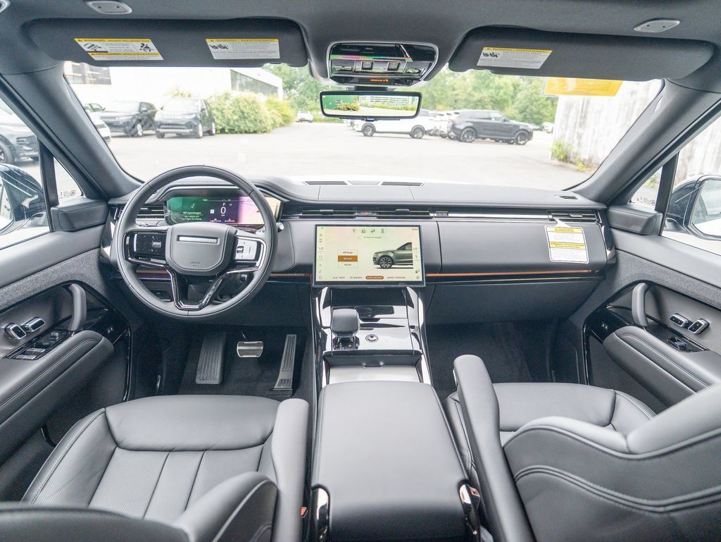 New 2026 Land Rover Range Rover Sport Dynamic SE AWD/4WD image 17
