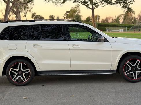 Used 2017 Mercedes-Benz GLS 550 4MATIC image 6