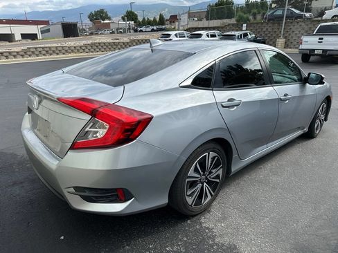 Used 2016 Honda Civic EX-T image 4