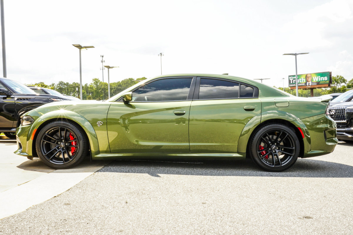 Used 2021 Dodge Charger SRT Hellcat RWD image 10