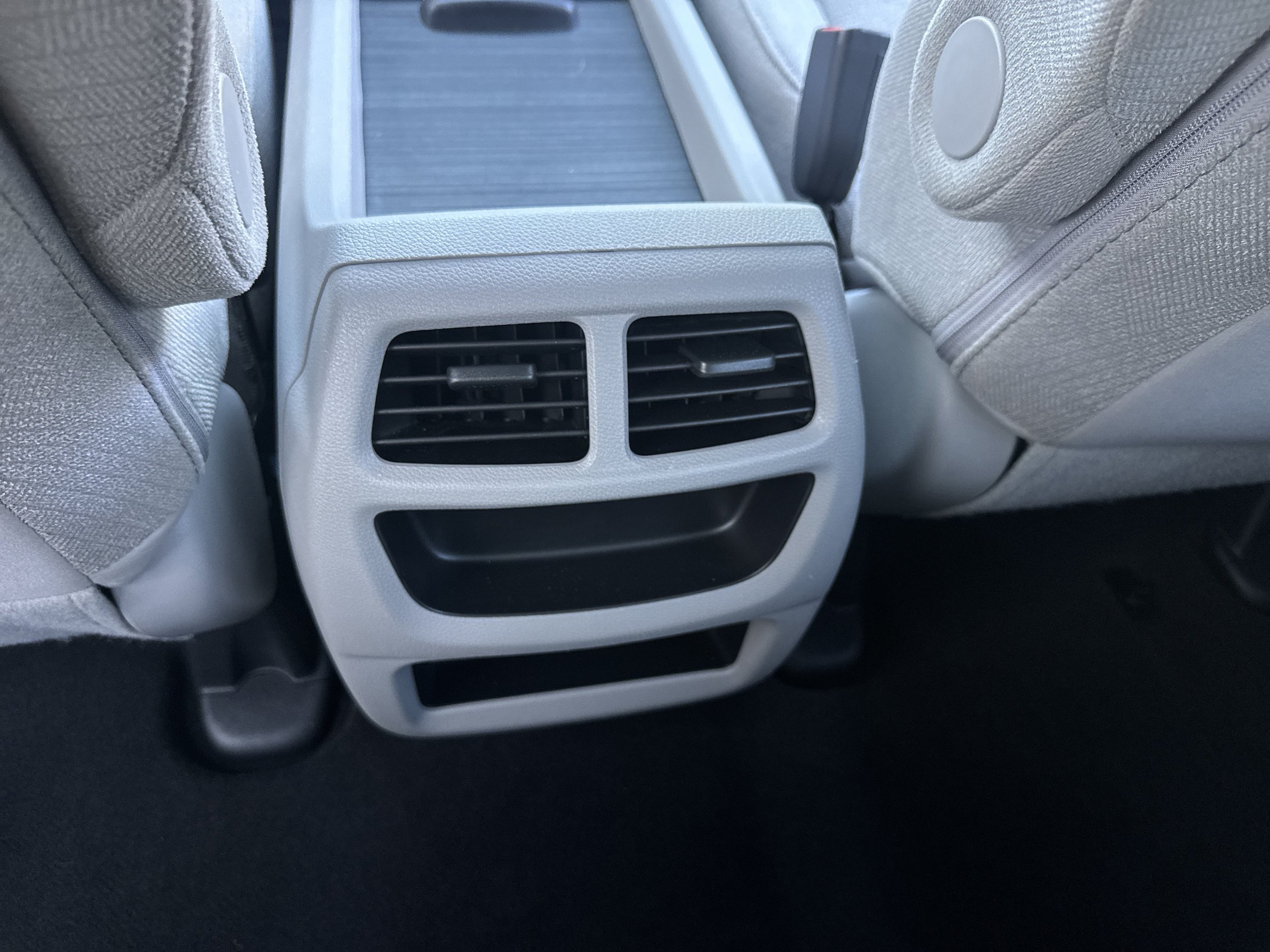 Used 2017 Honda Pilot LX image 12