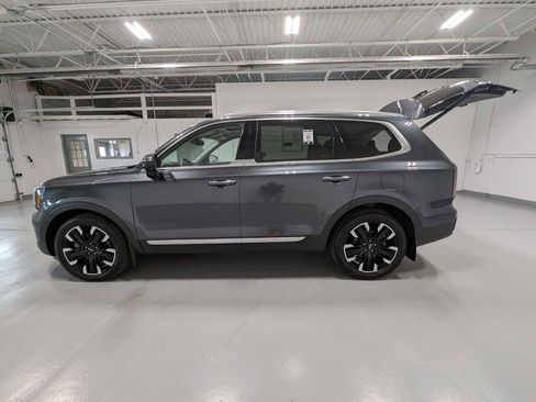 Used 2023 Kia Telluride SX Prestige AWD/4WD image 12