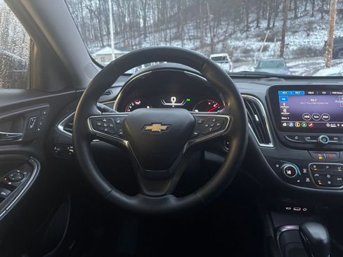 Used 2024 Chevrolet Malibu LT image 33