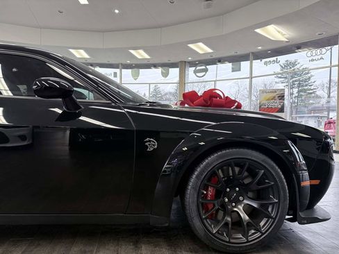 Used 2023 Dodge Challenger SRT Hellcat image 7