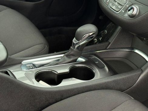 Used 2023 Chevrolet Malibu LT image 9