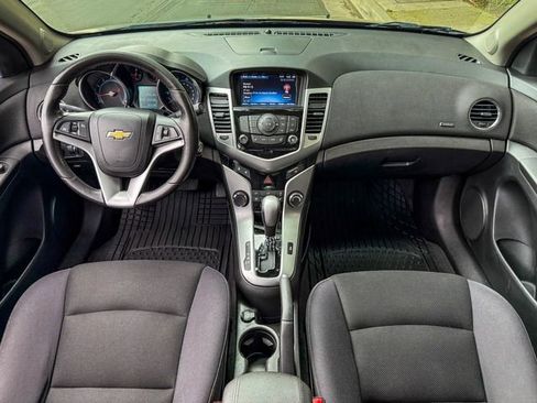 Used 2013 Chevrolet Cruze LT w/ Technology Package FWD image 30