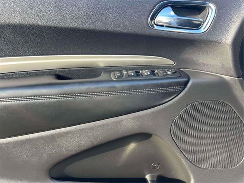 Used 2018 Dodge Durango SXT w/ Quick Order Package 2BB image 13