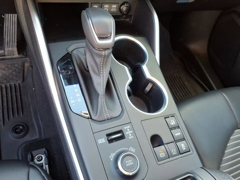 Used 2023 Toyota Highlander XSE AWD/4WD image 34