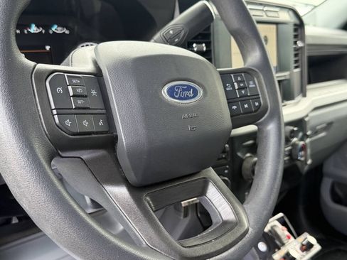 Used 2023 Ford F550 4x4 Regular Cab Super Duty image 39
