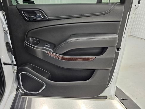 Used 2018 GMC Yukon XL SLE AWD/4WD image 32