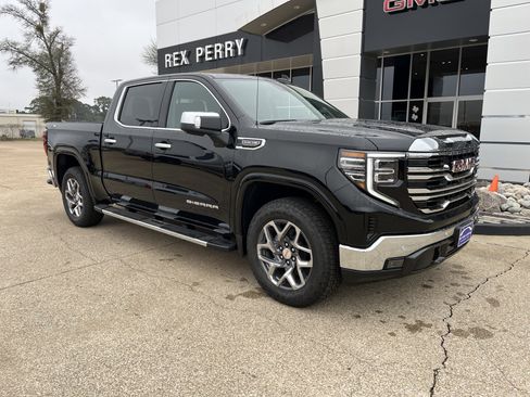 New 2026 GMC Sierra 1500 SLT w/ SLT Premium Plus Package image 2