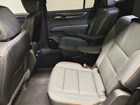 New 2026 GMC Acadia AT4 w/ LPO, Floor Liner Package image 28