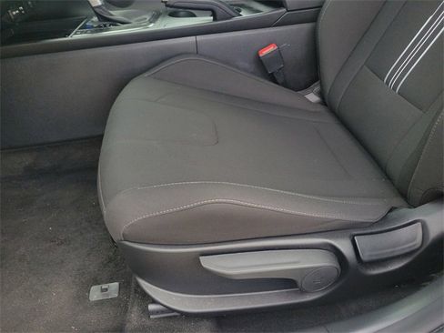 Used 2025 Hyundai Elantra Sport image 15