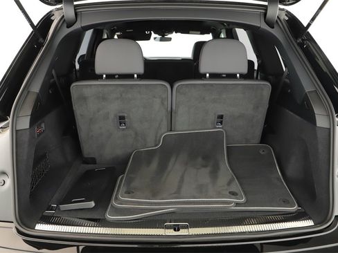 Used 2025 Audi Q7 3.0T Premium Plus image 30