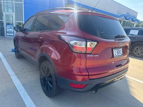 Used 2017 Ford Escape Titanium AWD/4WD image 5