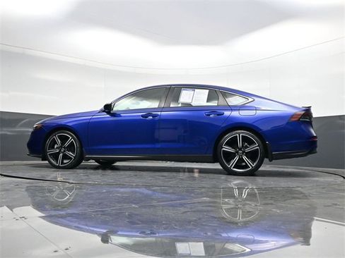 Used 2023 Honda Accord Sport image 32