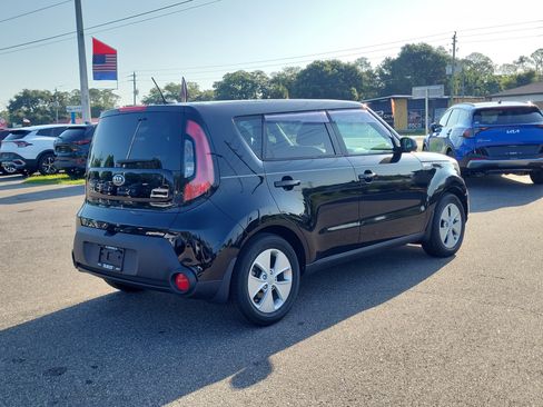 Used 2016 Kia Soul FWD image 6