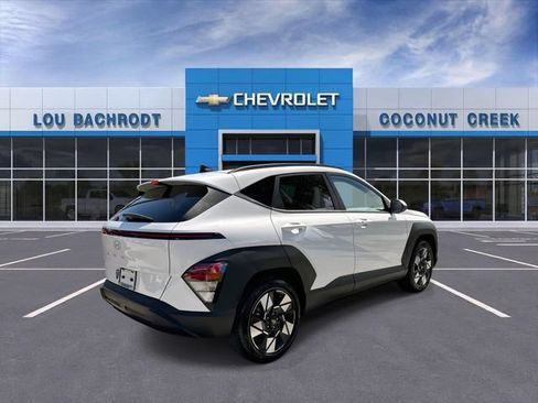 Used 2025 Hyundai Kona SEL FWD image 8