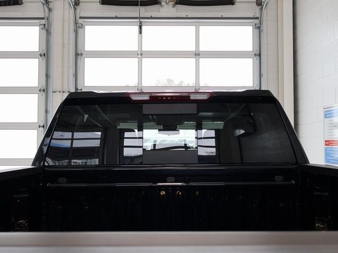 Used 2024 Chevrolet Silverado 1500 LT Trail Boss w/ Convenience Package II image 34