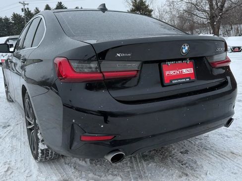 Used 2020 BMW 330i xDrive Sedan w/ Convenience Package image 4