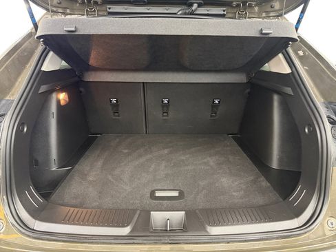 Used 2024 Chevrolet Trax LT w/ Driver Confidence Package image 24