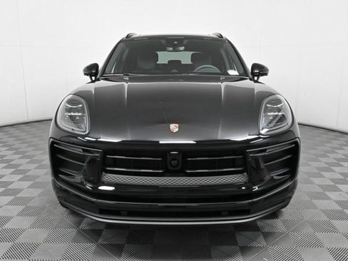 Certified 2025 Porsche Macan image 26