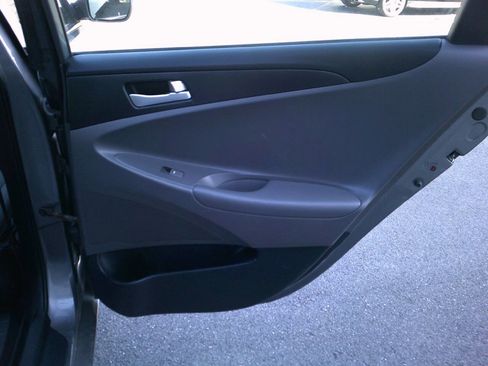 Used 2013 Hyundai Sonata GLS FWD image 14