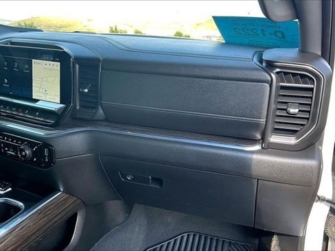 Used 2024 Chevrolet Silverado 1500 RST w/ Z71 Off-Road Package AWD/4WD image 27