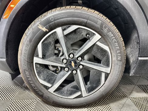 New 2026 Chevrolet Traverse LT image 12