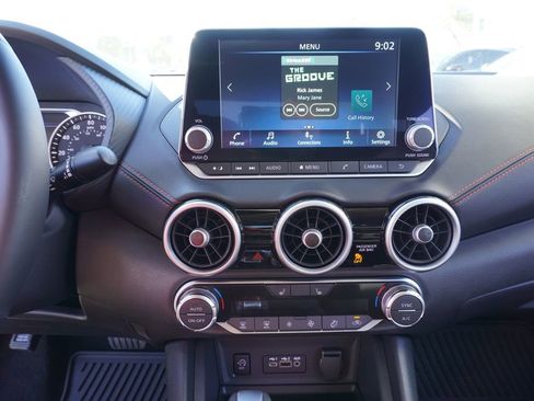 Certified 2025 Nissan Sentra SR image 19