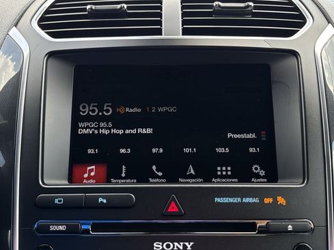 Used 2018 Ford Explorer Sport w/ Equipment Group 401A AWD/4WD image 18