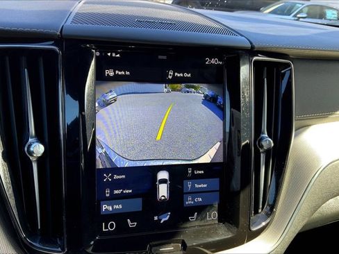 Used 2021 Volvo XC60 T6 R-Design image 21