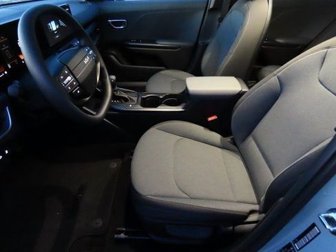 New 2025 Kia K4 LXS image 29