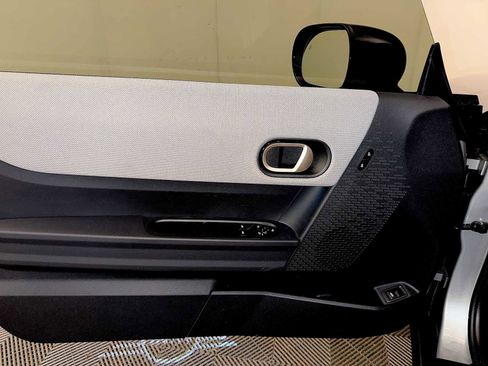 Certified 2025 MINI Cooper S image 11