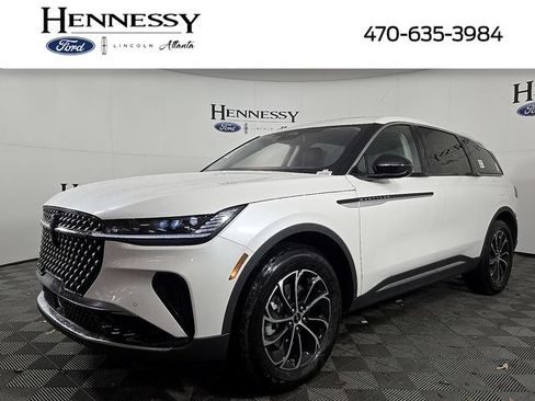 Used 2026 Lincoln Nautilus Premier w/ Equipment Group 102A AWD/4WD image 1
