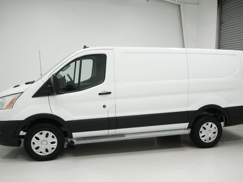 Used 2021 Ford Transit 250 Low Roof w/ Exterior Upgrade Package RWD image 6