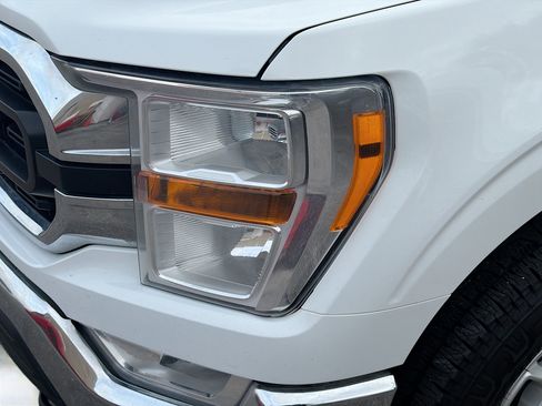 Used 2022 Ford F150 XLT w/ Trailer Tow Package image 9