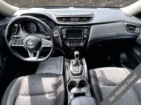 Used 2018 Nissan Rogue SV AWD/4WD image 14