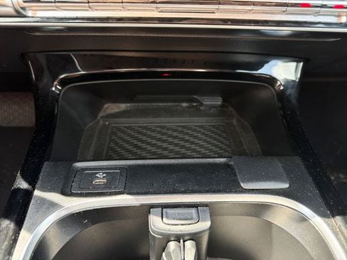 Used 2025 Mercedes-Benz CLA 250 image 28