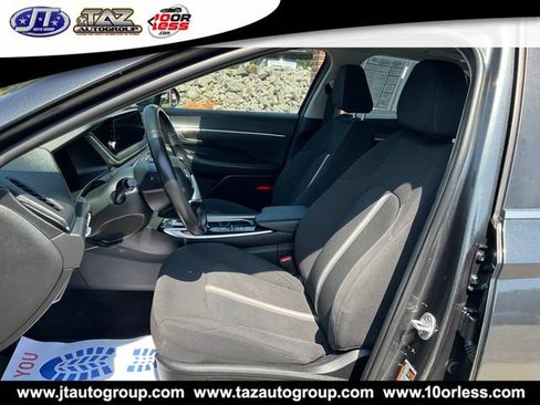 Used 2023 Hyundai Sonata SEL w/ Convenience Package FWD image 11
