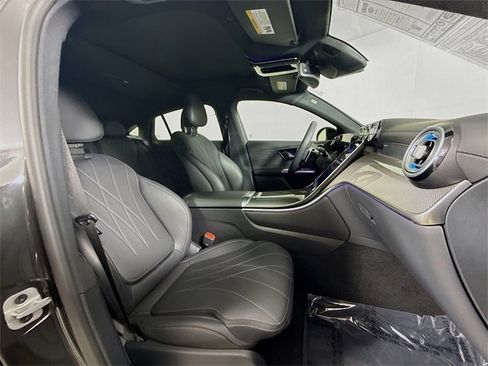 Used 2025 Mercedes-Benz GLC 63 AMG S image 30