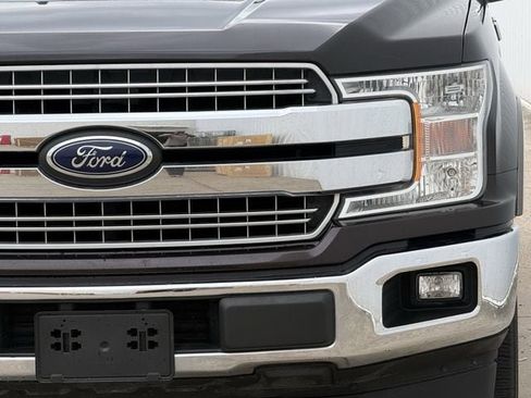 Used 2019 Ford F150 Lariat image 7