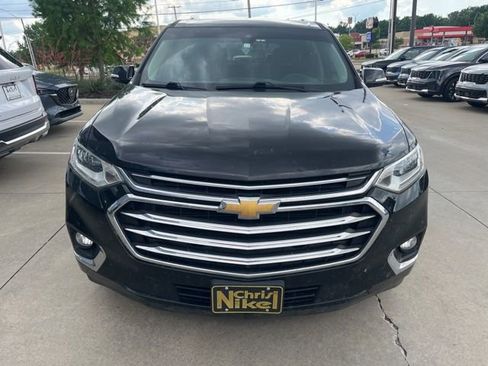 Used 2019 Chevrolet Traverse High Country FWD image 3