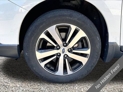 Used 2018 Subaru Outback 2.5i Limited AWD/4WD image 8