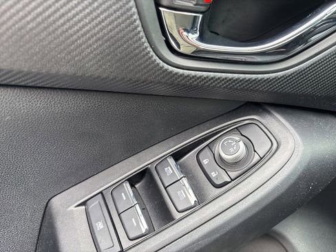 Used 2025 Subaru Crosstrek 2.5i Limited image 30