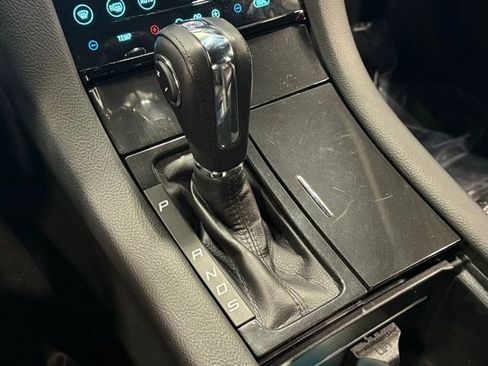 Used 2018 Ford Taurus Limited image 31