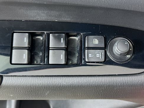 Used 2018 MAZDA CX-5 Touring w/ Preferred Equipment Package image 15