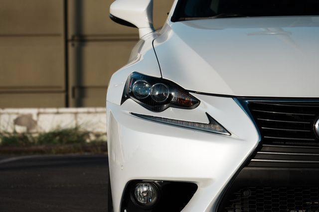 Used 2015 Lexus IS 250 w/ Navigation System Package RWD image 5